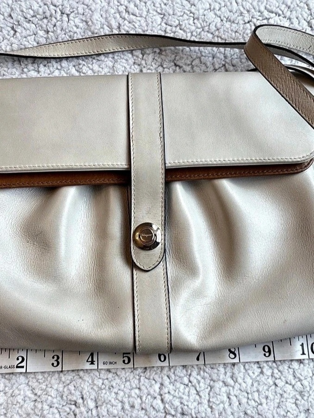 Salvatore Ferragamo Vintage Two Tone Leather Shoulder Crossbody Bag Italy Cream
